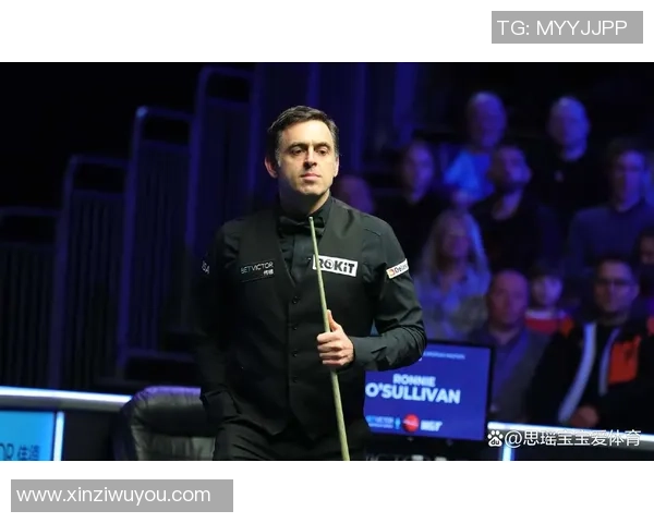 足球巨星泪洒赛场背后故事 揭秘他们的奋斗与坚持 足球巨星泪洒赛场背后故事 揭秘他们的奋斗与坚持