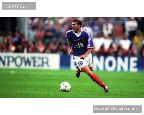 足球黄金一代球星回顾：从贝克汉姆到齐达内的传奇岁月